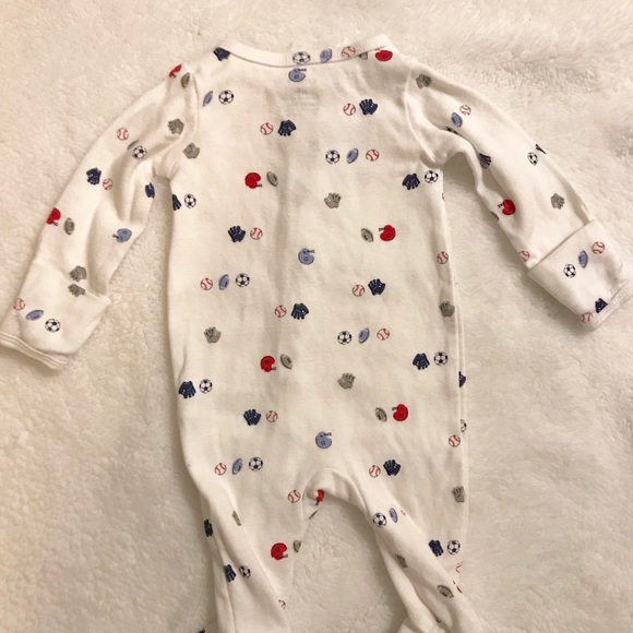 Carter’s snap up one piece - Picture 3 of 4